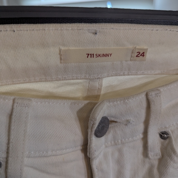 Levi's 711 Skinny White Jeans Size 24 - Picture 9 of 10